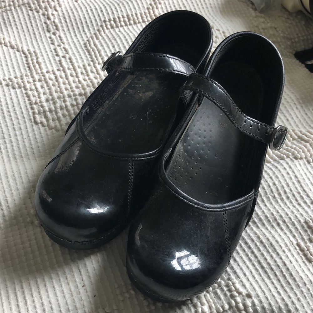 Dansko patent leather Mary Janes - 38